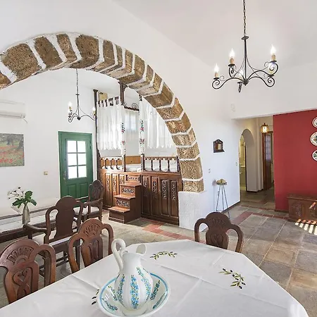 Theofilos House Lachaniá
