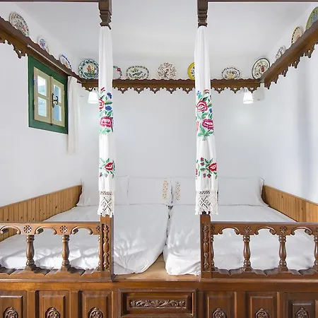 Villa Theofilos House *